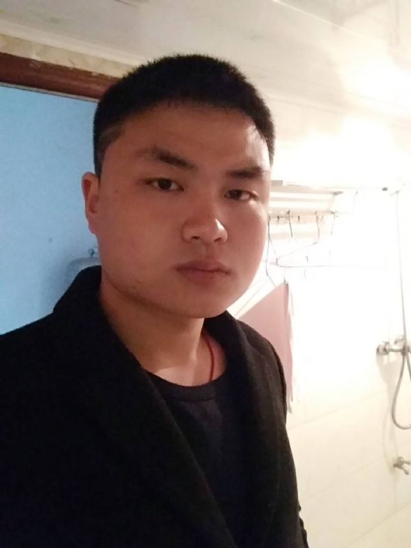 康康一下的第一张照片--青岛交友中心