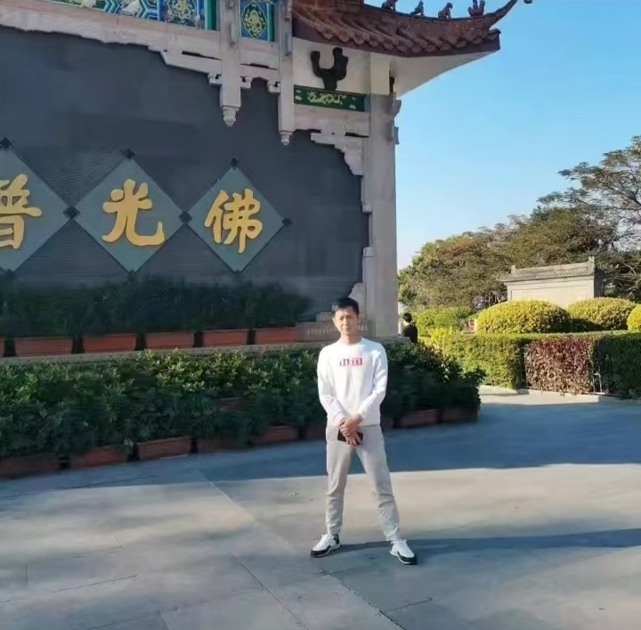 星艺的第一张照片--青岛交友中心